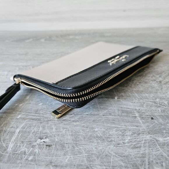 Kate Spade New York Staci Beige Black Leather L Zip Wristlet w Strap Size M EUC - Picture 10 of 10